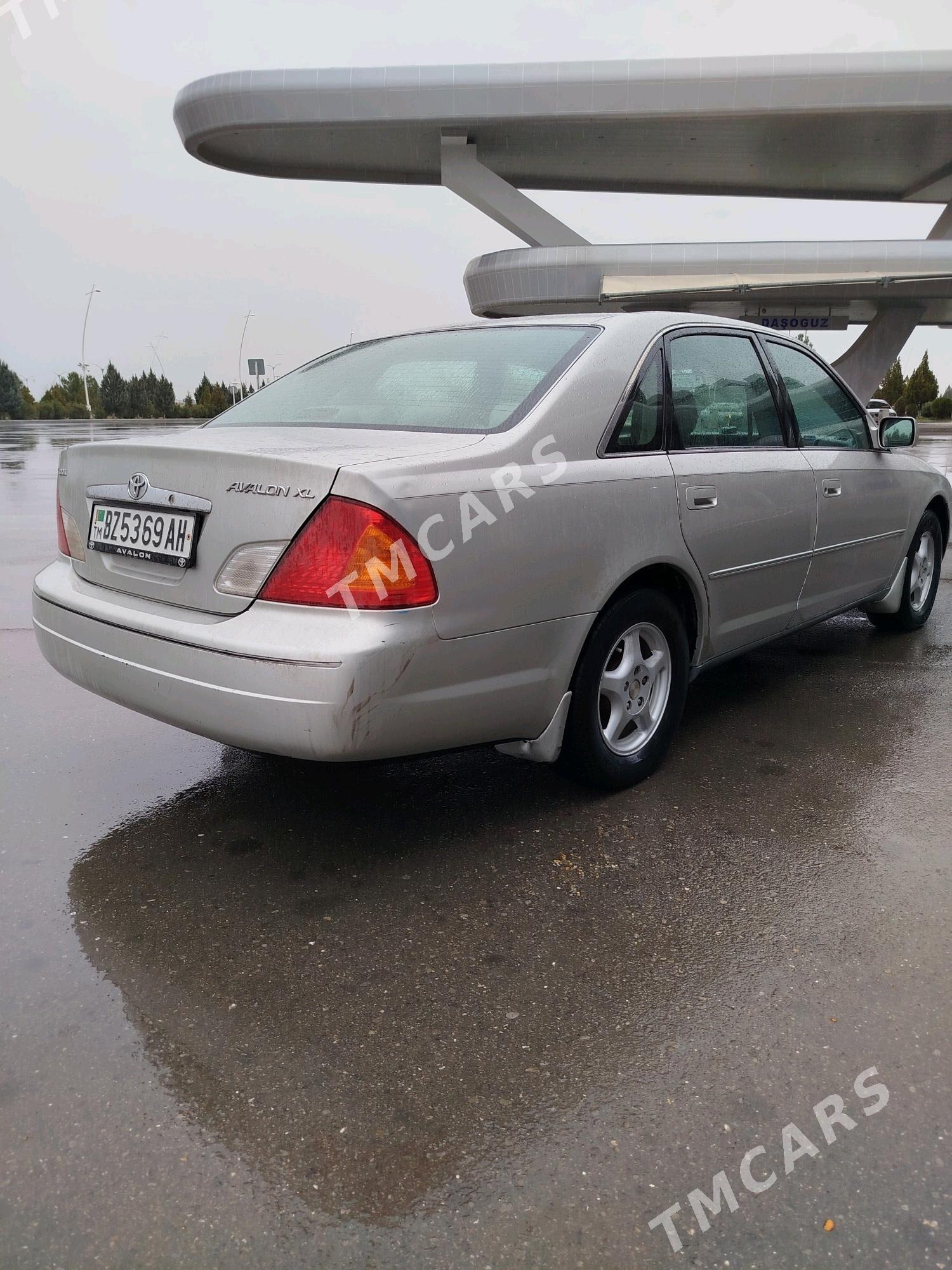 Toyota Avalon 2001 - 175 000 TMT - Бабадайхан - img 8