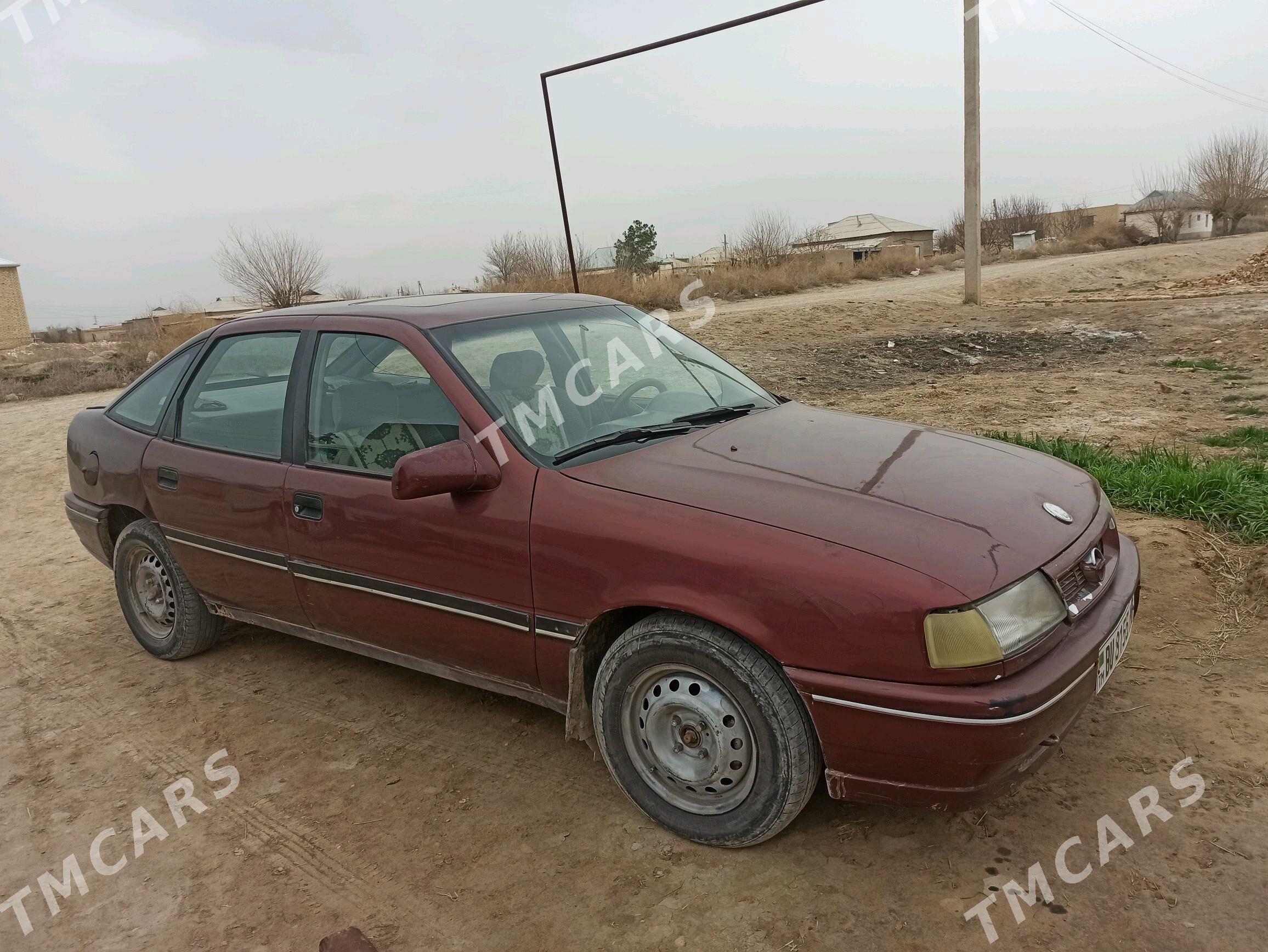 Opel Vectra 1990 - 16 000 TMT - Байрамали - img 3