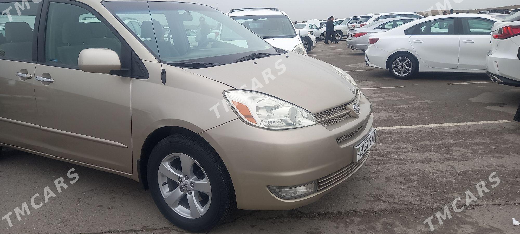 Toyota Sienna 2004 - 225 000 TMT - Aşgabat - img 3