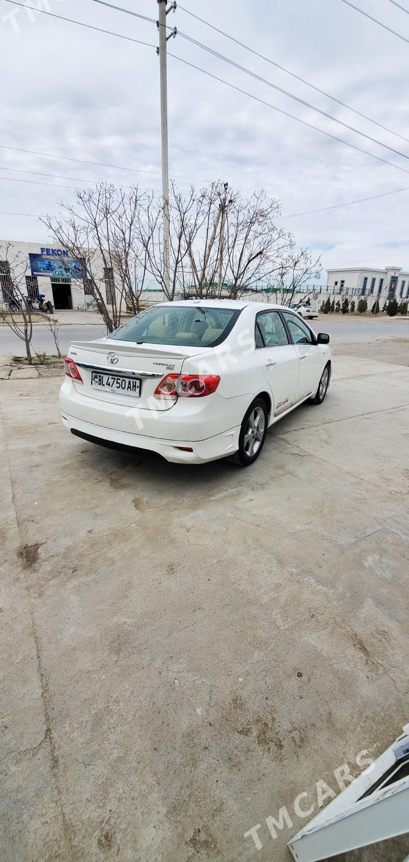 Toyota Corolla 2012 - 138 000 TMT - Бахарден - img 3