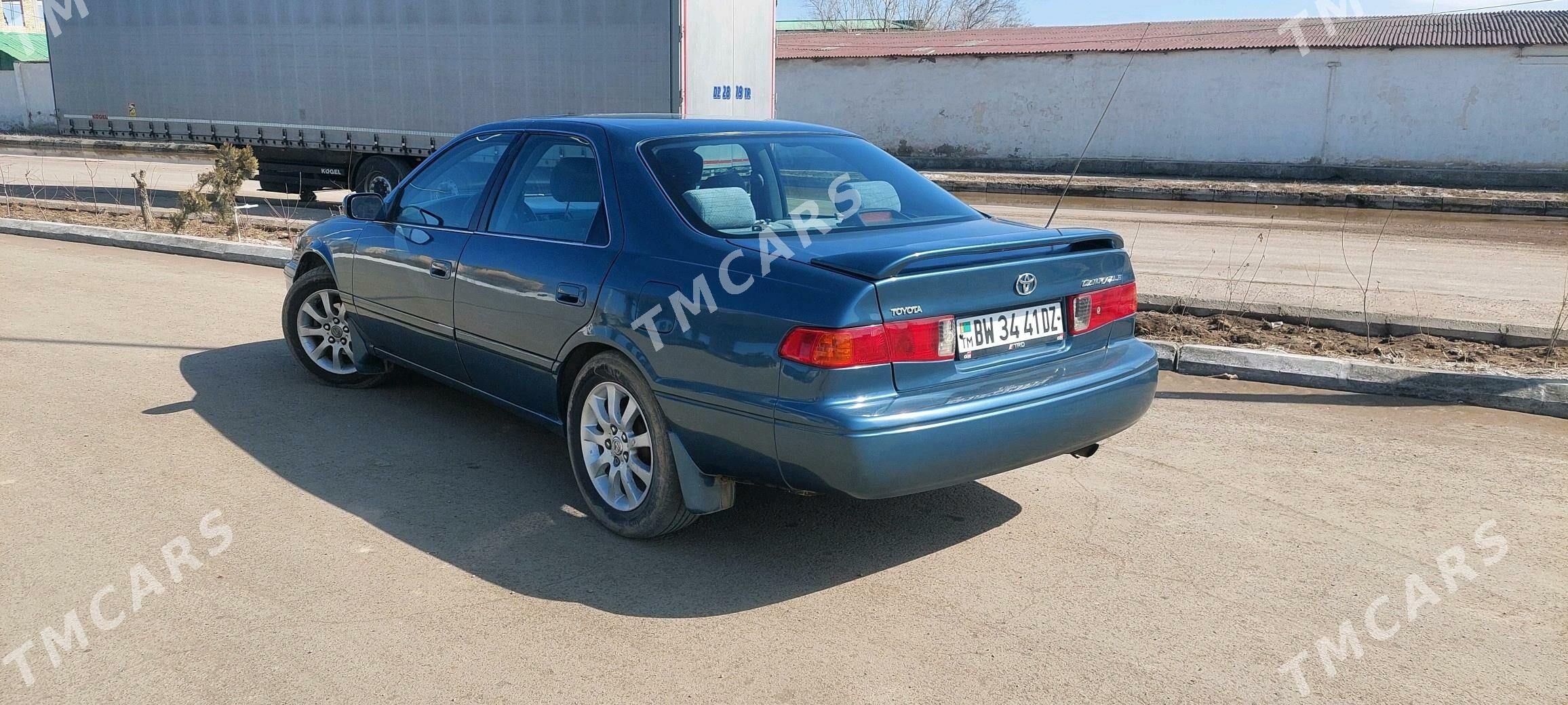 Toyota Camry 2001 - 125 000 TMT - Gurbansoltan Eje - img 3