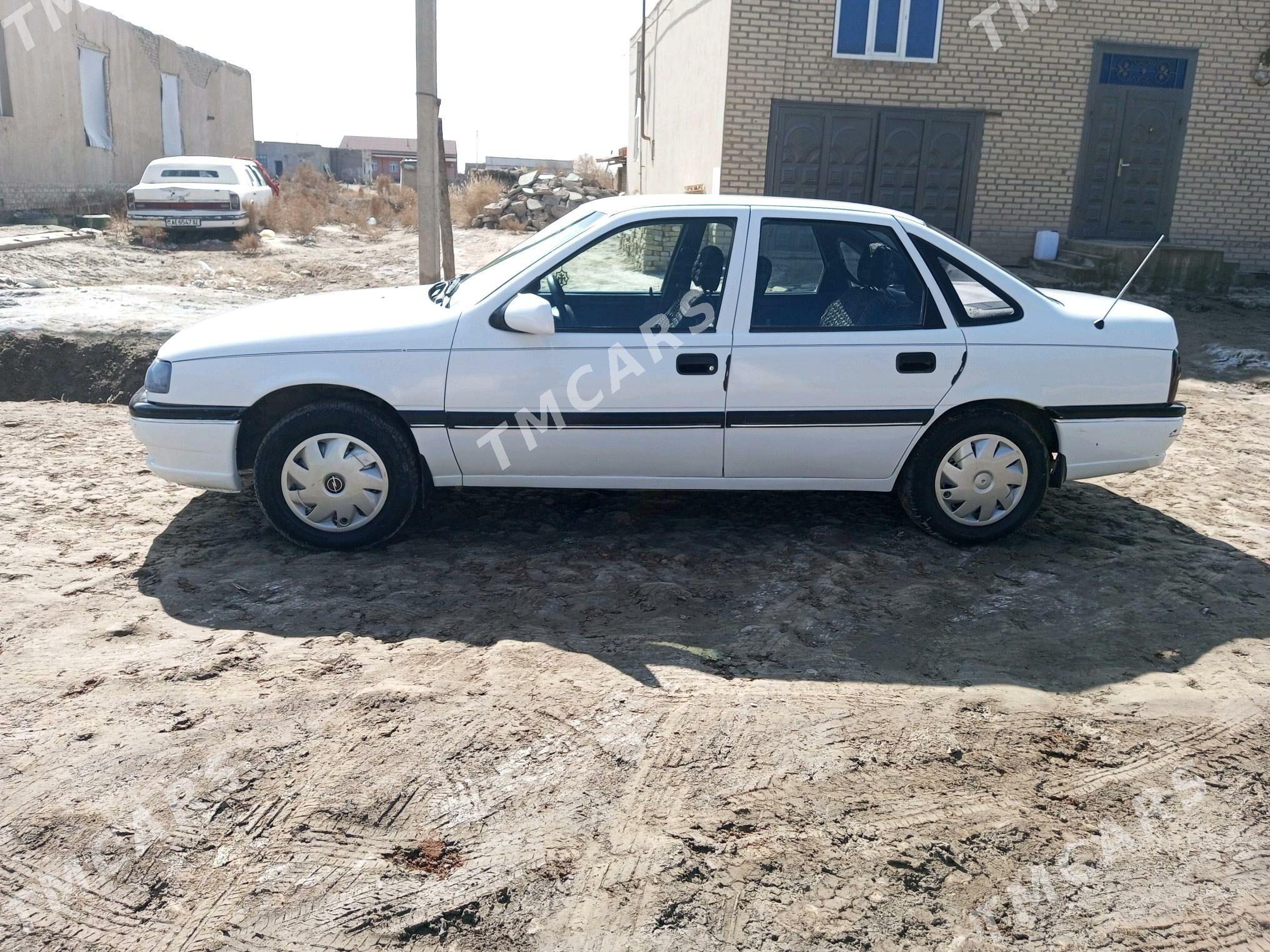 Opel Vectra 1995 - 50 000 TMT - Дашогуз - img 4