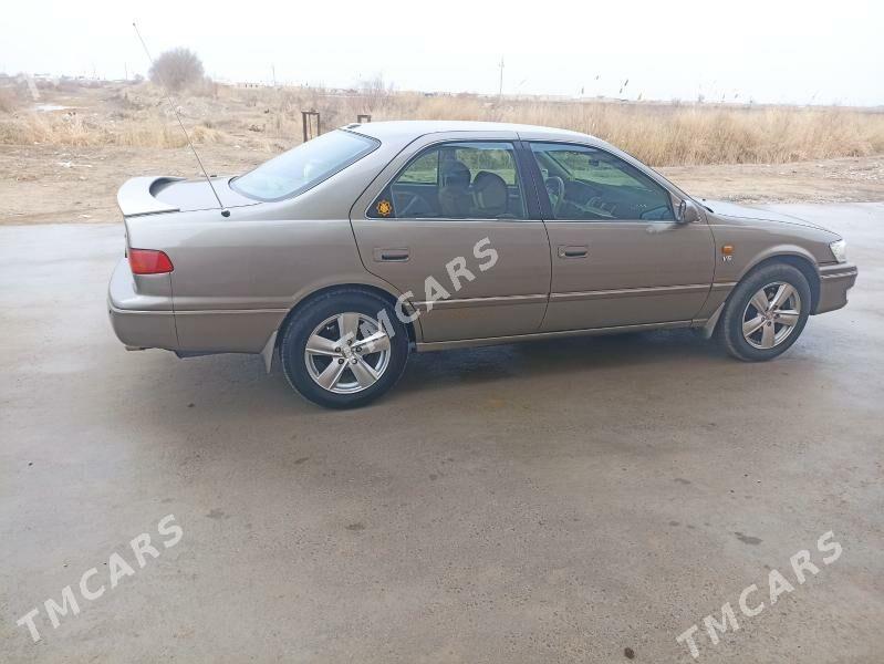 Toyota Camry 2001 - 138 000 TMT - Мары - img 7