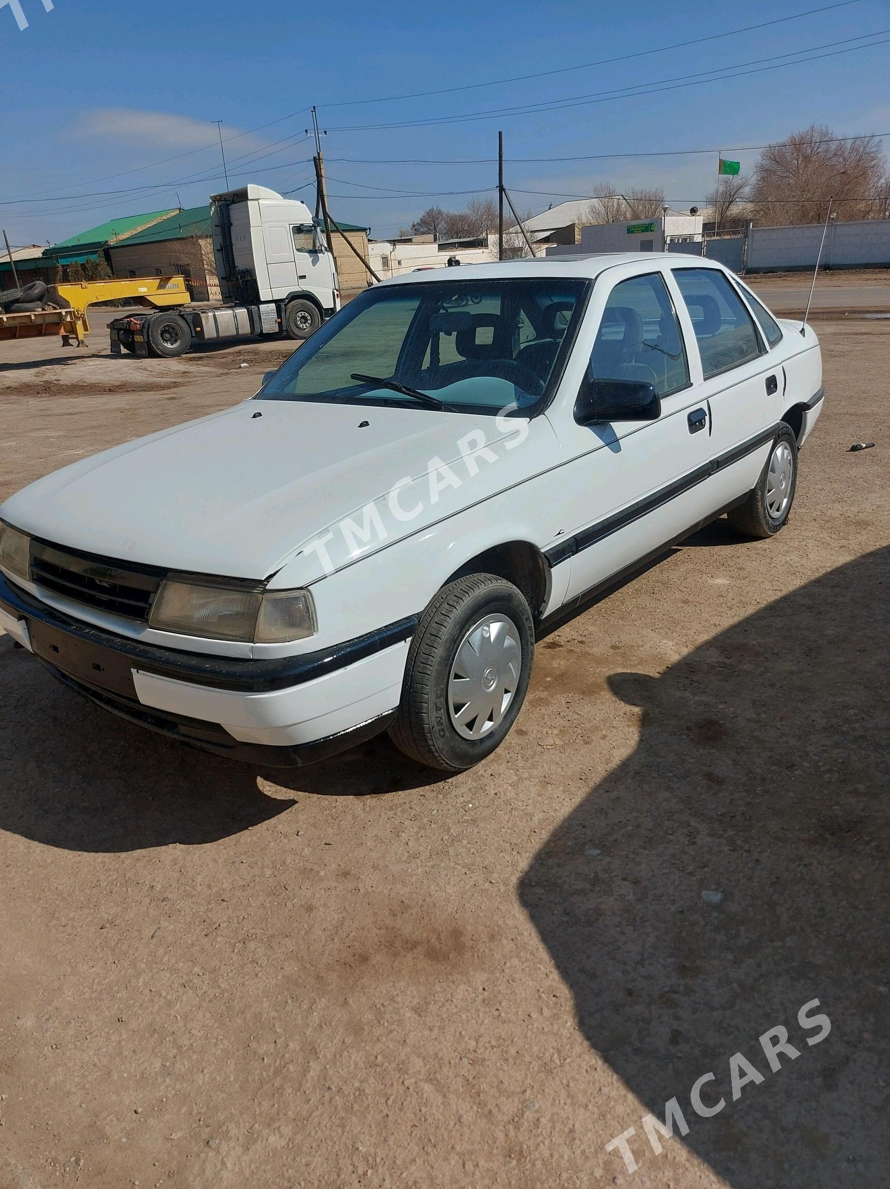 Opel Vectra 1989 - 27 000 TMT - Гороглы (Тагта) - img 4