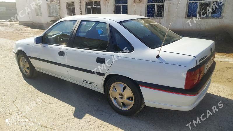 Opel Vectra 1994 - 45 000 TMT - Дашогуз - img 3