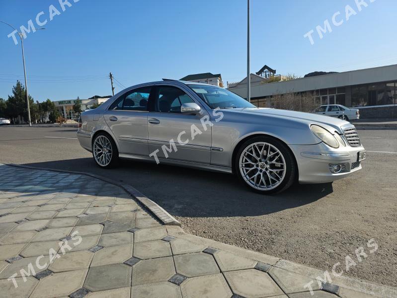 Mercedes-Benz E350 2005 - 180 000 TMT - Türkmenbaşy - img 2