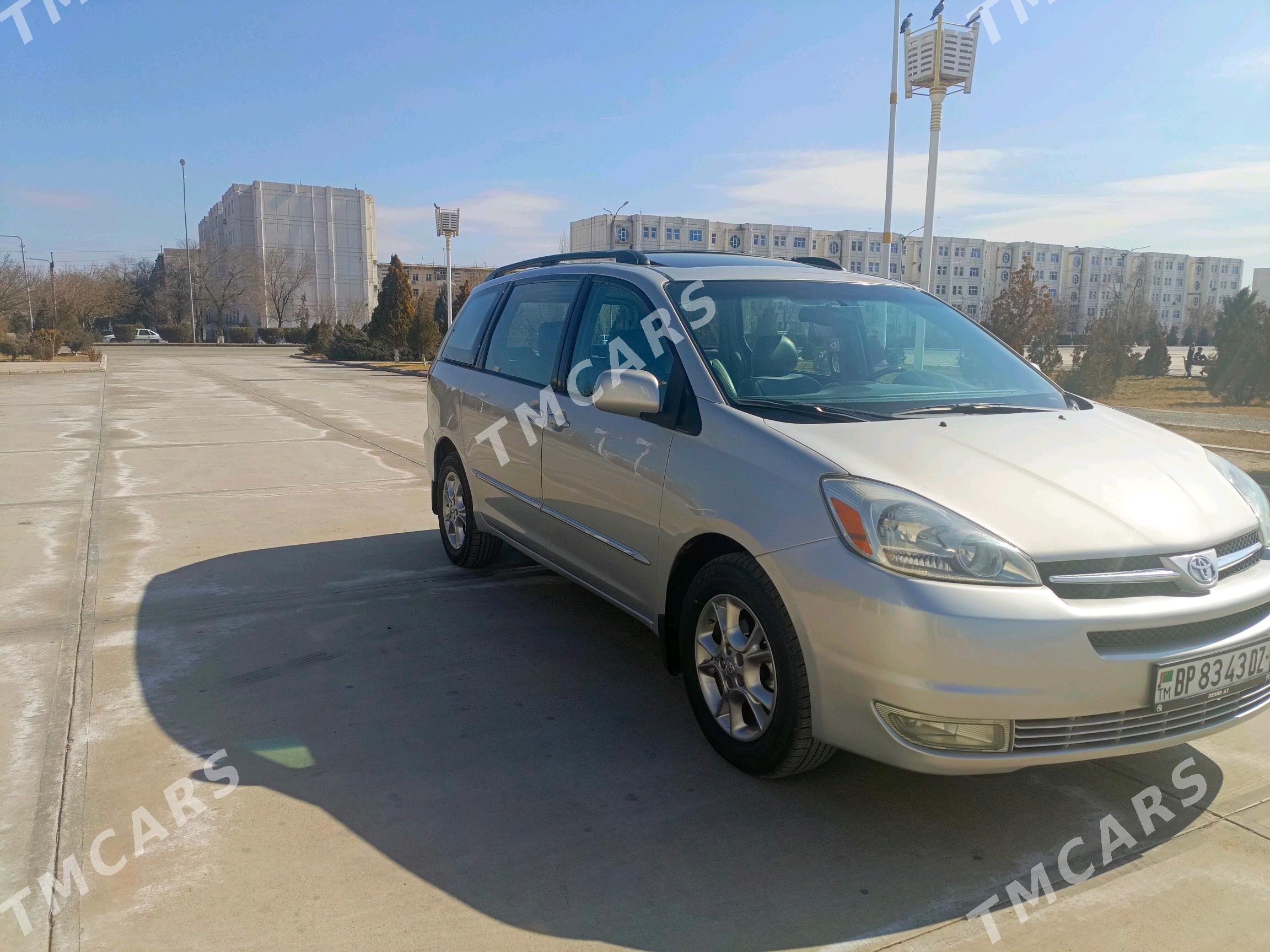 Toyota Sienna 2004 - 215 000 TMT - Дашогуз - img 2