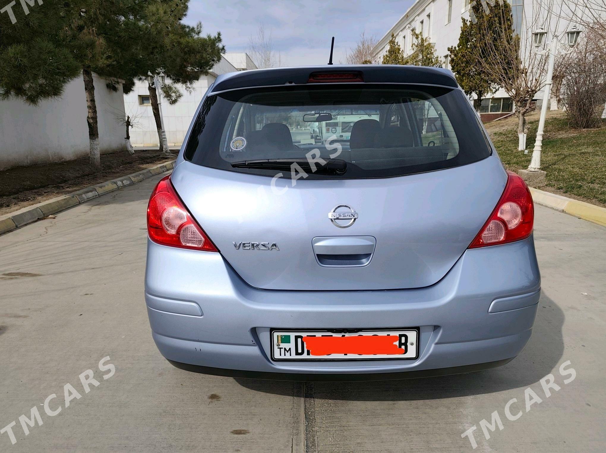 Nissan Versa 2010 - 100 000 TMT - Туркменабат - img 5