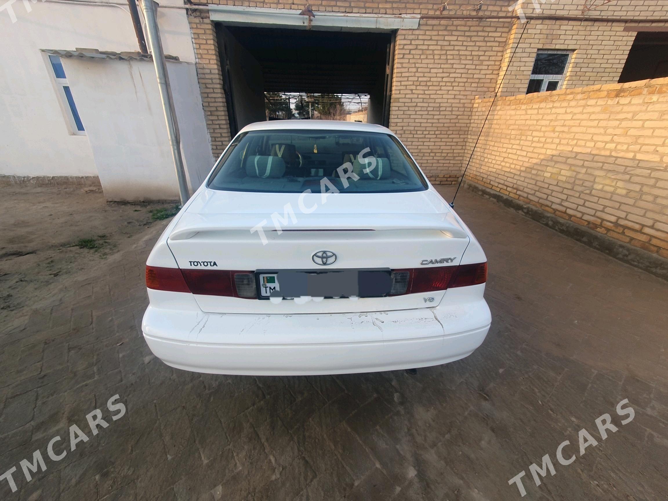 Toyota Camry 1998 - 110 000 TMT - Халач - img 2