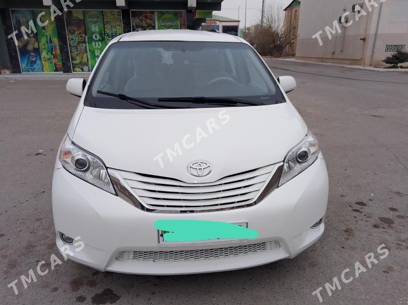 Toyota Sienna 2011 - 260 000 TMT - Mary - img 6