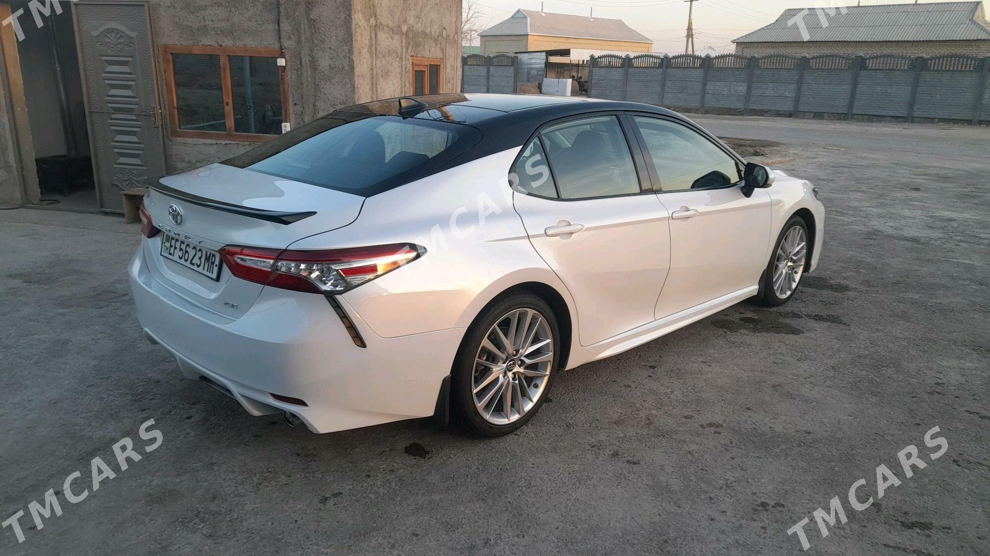 Toyota Camry 2019 - 286 000 TMT - Мары - img 9