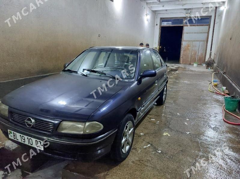 Opel Astra 1993 - 42 000 TMT - Gubadag - img 2