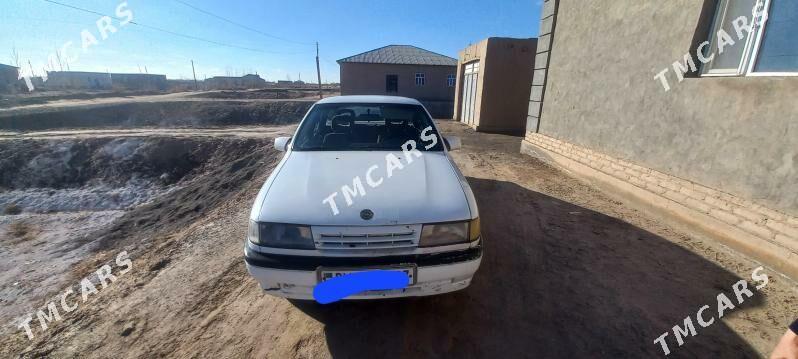 Opel Vectra 1992 - 24 000 TMT - Gubadag - img 3