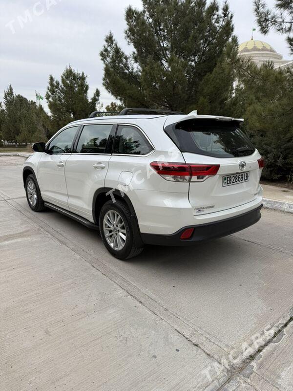 Toyota Highlander 2018 - 500 000 TMT - Türkmenabat - img 6