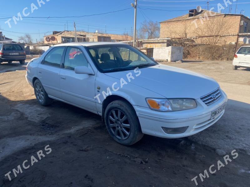 Toyota Camry 2000 - 106 000 TMT - Дашогуз - img 2