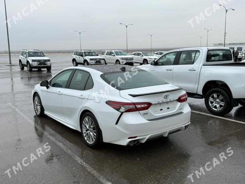 Toyota Camry 2018 - 355 000 TMT - Aşgabat - img 9