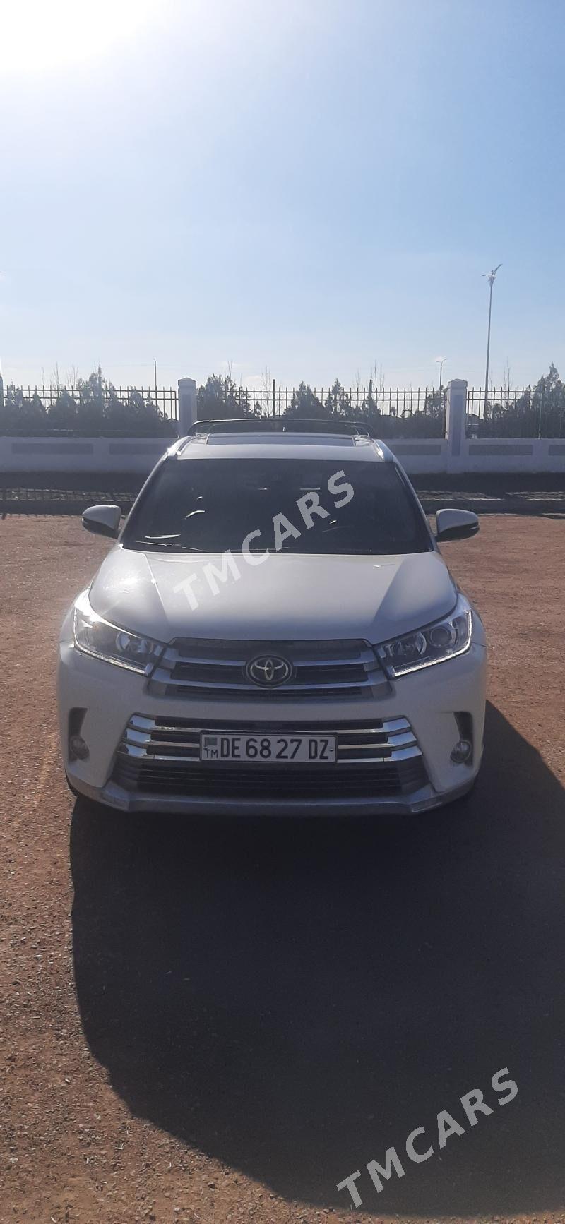 Toyota Highlander 2019 - 490 000 TMT - Daşoguz - img 3