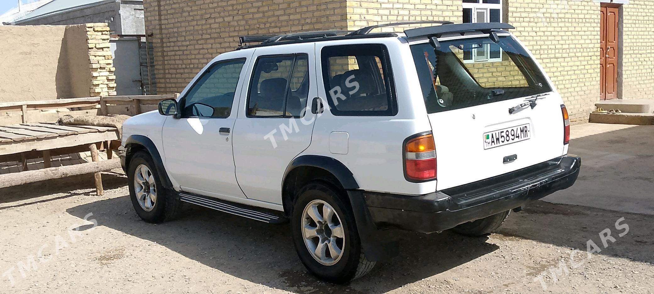 Nissan Pathfinder 1998 - 60 000 TMT - Байрамали - img 3