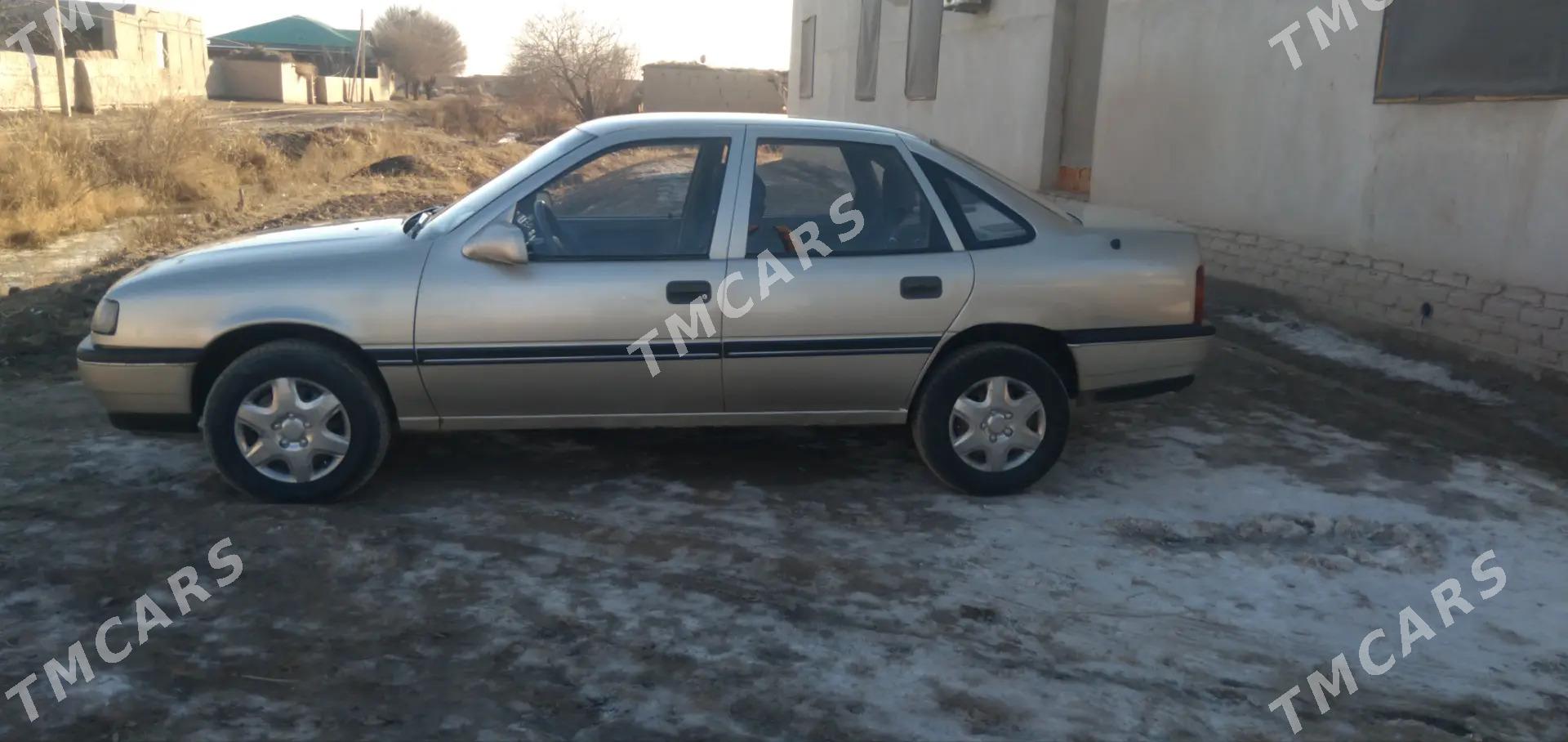 Opel Vectra 1989 - 30 000 TMT - Шабатский этрап - img 3