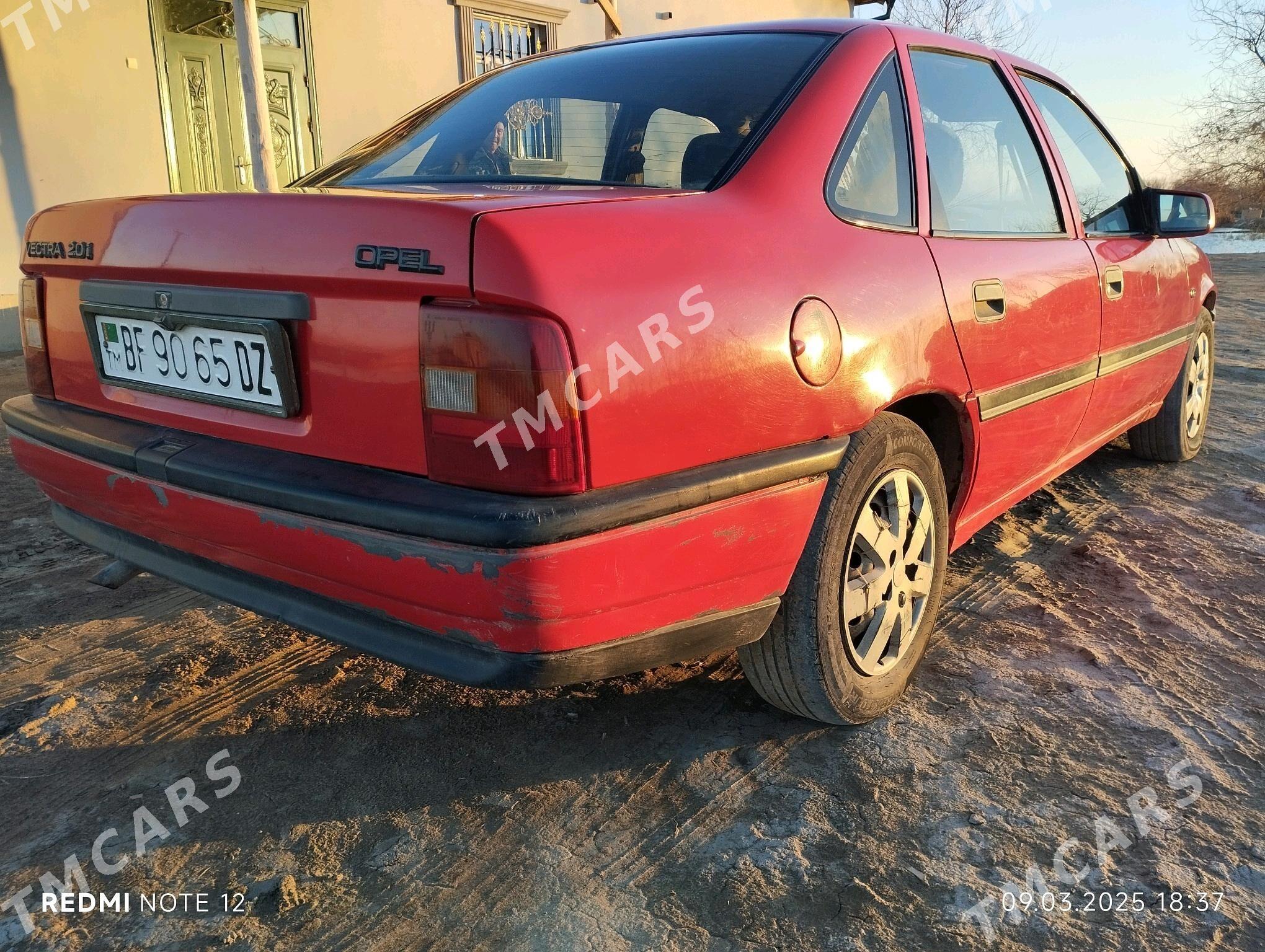 Opel Vectra 1990 - 36 000 TMT - Губадаг - img 4