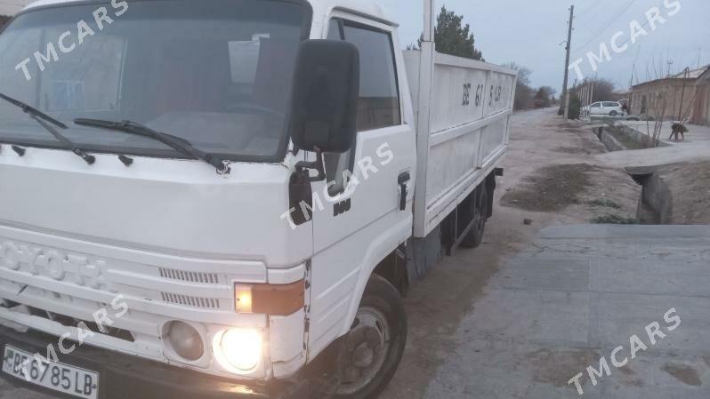 Toyota Dyna 1996 - 75 000 TMT - Farap - img 2