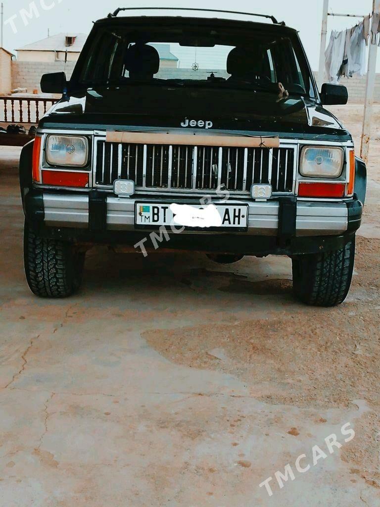 Jeep Cherokee 1996 - 35 000 TMT - Серахс - img 4