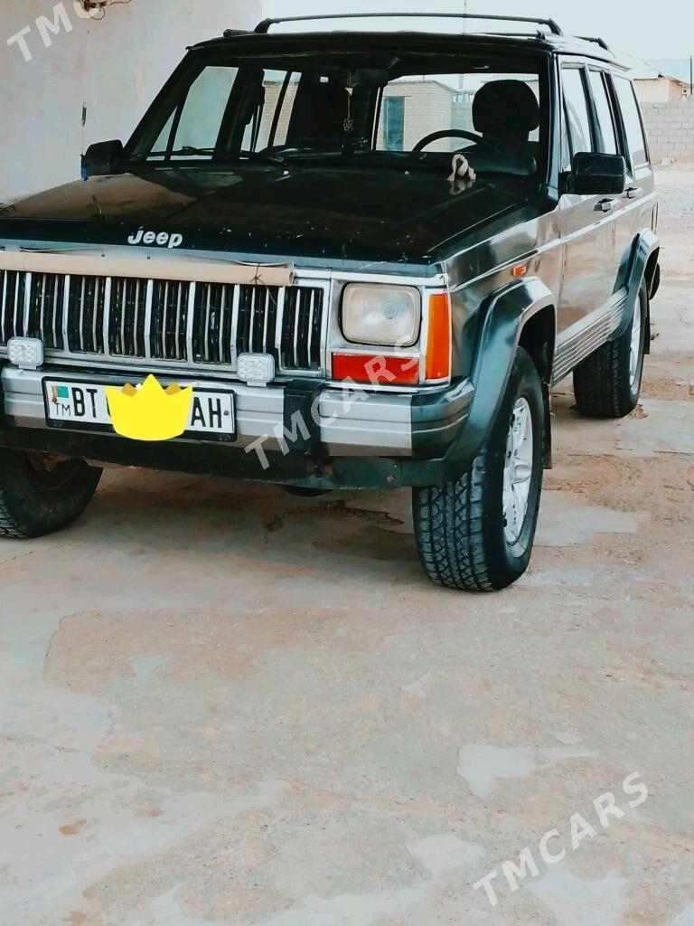 Jeep Cherokee 1996 - 35 000 TMT - Серахс - img 9