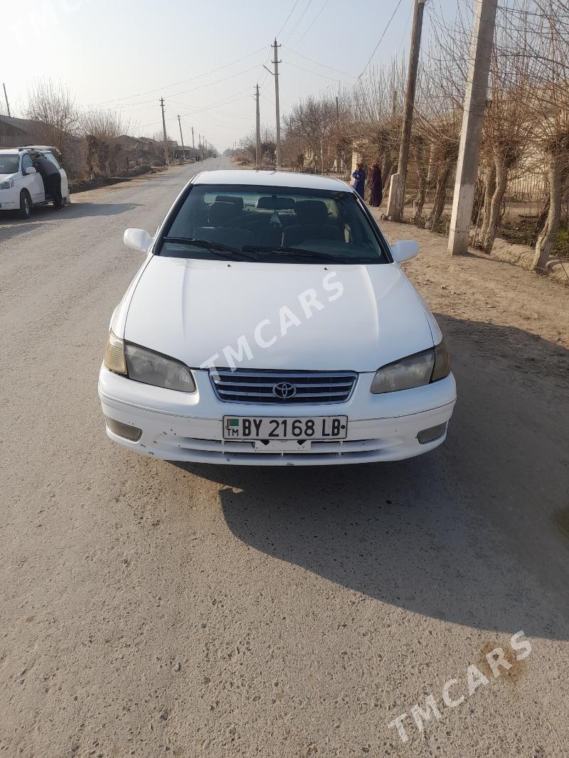 Toyota Camry 2001 - 90 000 TMT - Халач - img 4