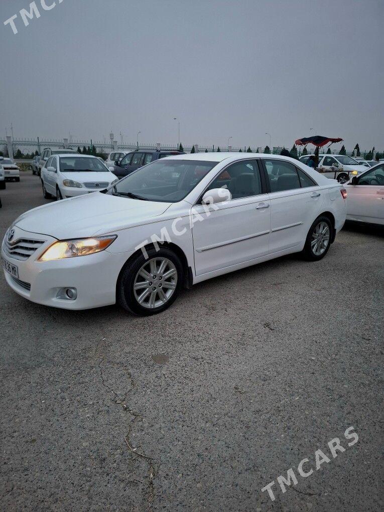 Toyota Camry 2010 - 155 000 TMT - Baýramaly - img 2