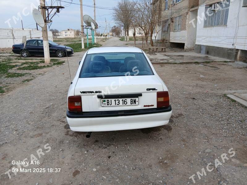 Opel Vectra 1988 - 24 000 TMT - Gyzylarbat - img 3