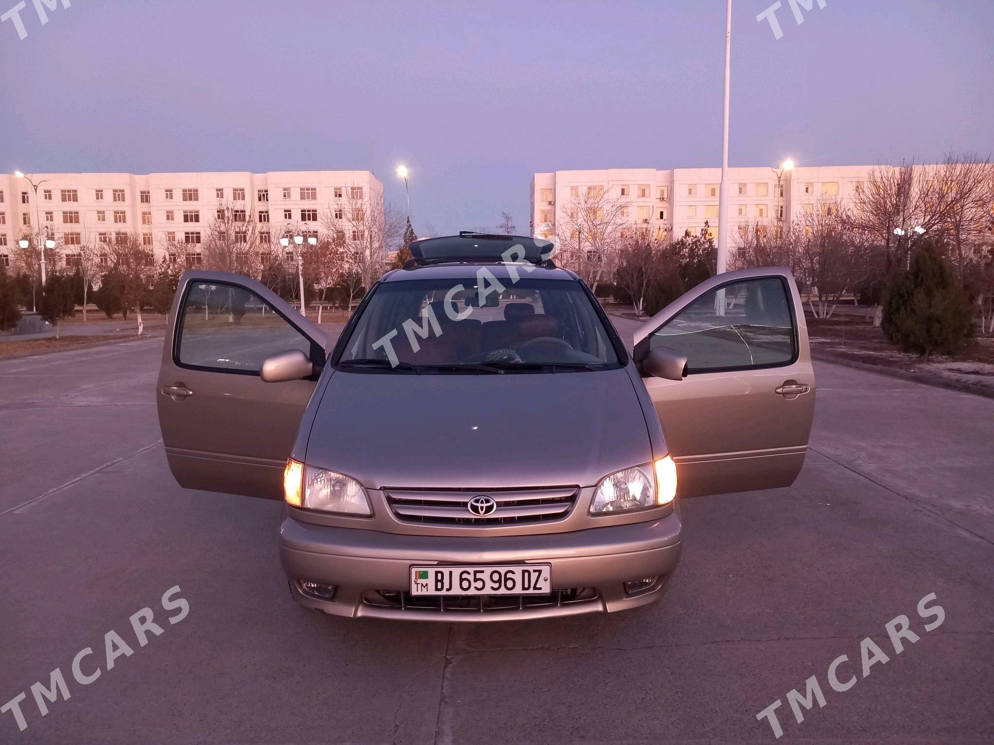 Toyota Sienna 2002 - 105 000 TMT - Daşoguz - img 5