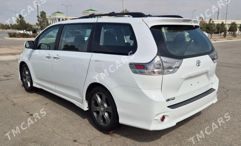 Toyota Sienna 2017 - 404 000 TMT - Türkmenabat - img 5