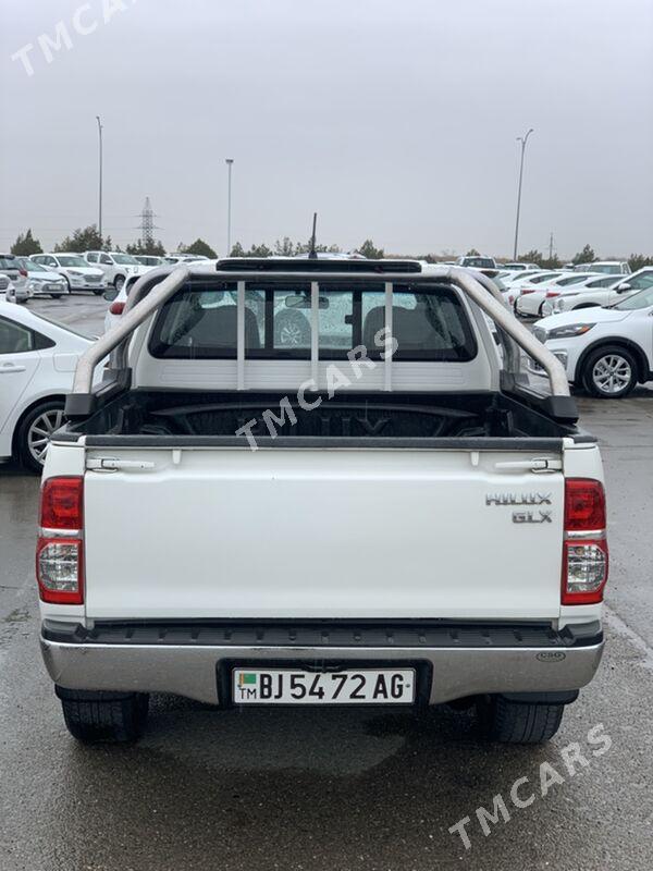 Toyota Hilux 2015 - 390 000 TMT - Aşgabat - img 2