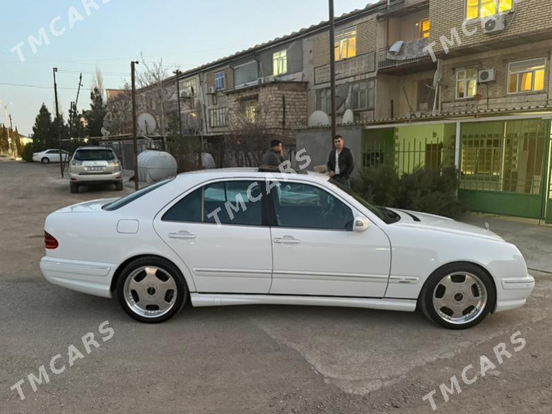 Mercedes-Benz E55 AMG 2000 - 150 000 TMT - Туркменбаши - img 6