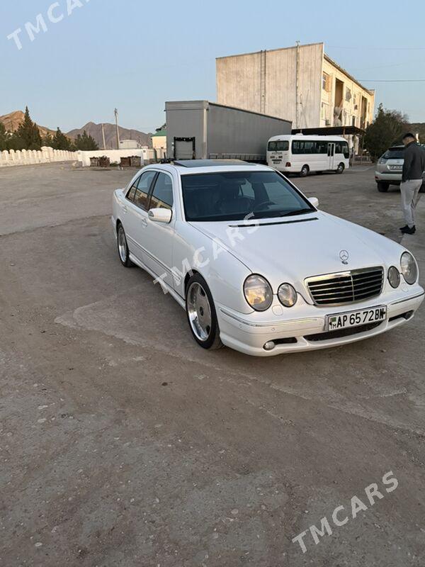 Mercedes-Benz E55 AMG 2000 - 150 000 TMT - Туркменбаши - img 4