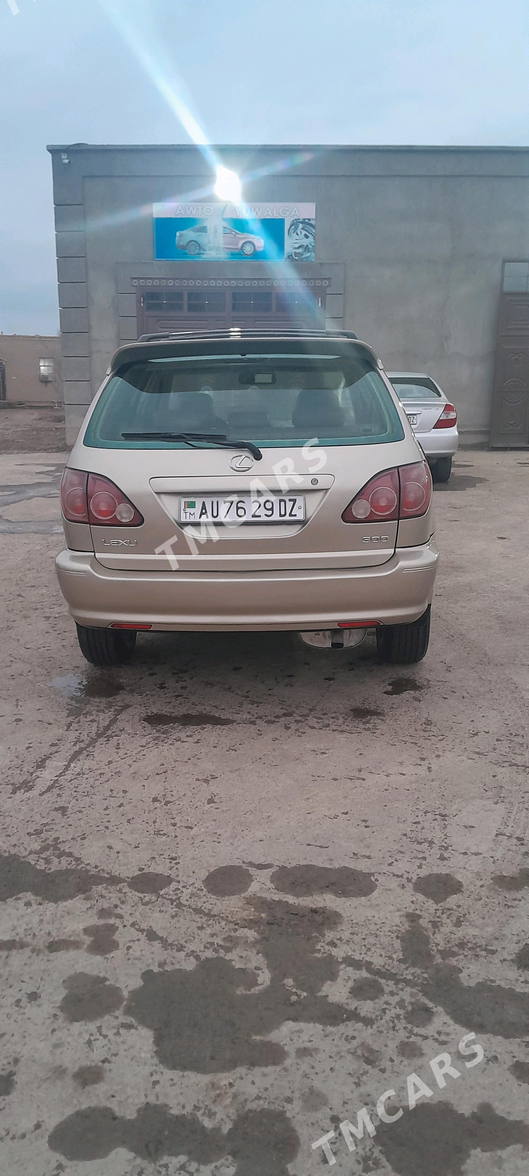 Lexus RX 300 2000 - 180 000 TMT - Akdepe - img 4