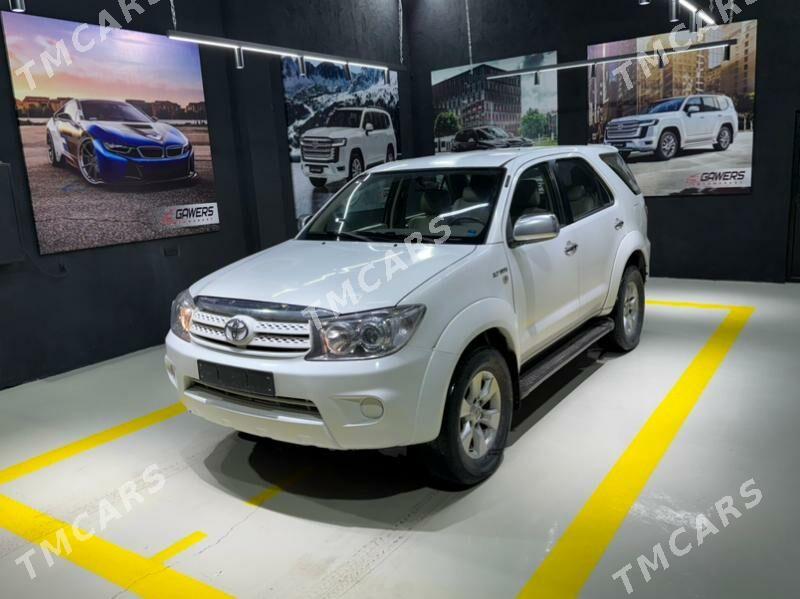 Toyota Fortuner 2010 - 235 000 TMT - Ашхабад - img 2