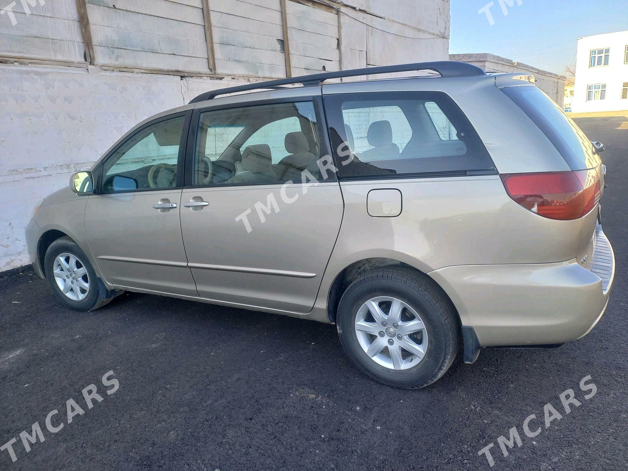 Toyota Sienna 2005 - 230 000 TMT - Дашогуз - img 4