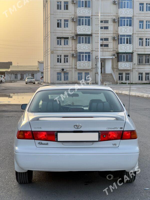 Toyota Camry 2001 - 135 000 TMT - Туркменабат - img 4