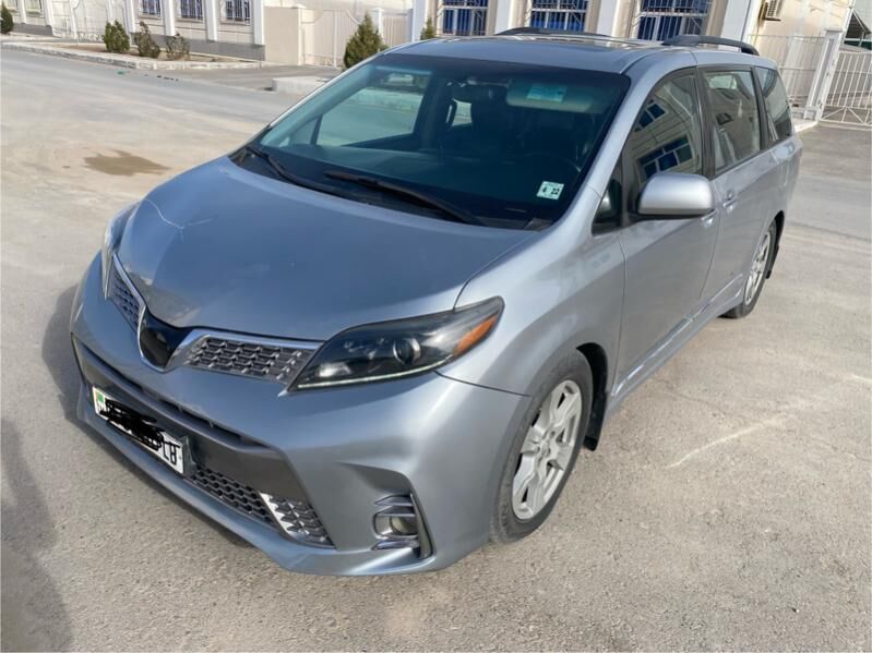 Toyota Sienna 2017 - 400 000 TMT - Türkmenabat - img 6