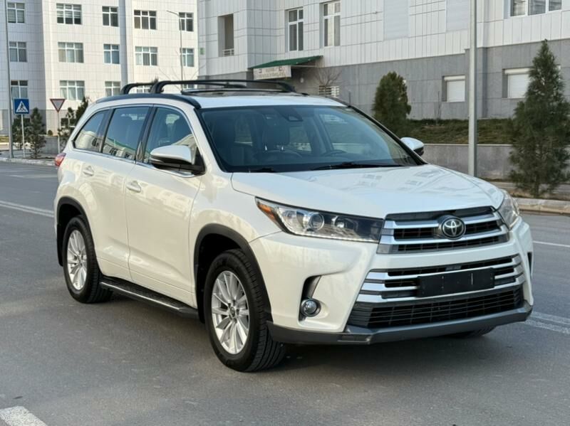 Toyota Highlander 2018 - 410 000 TMT - Ашхабад - img 2