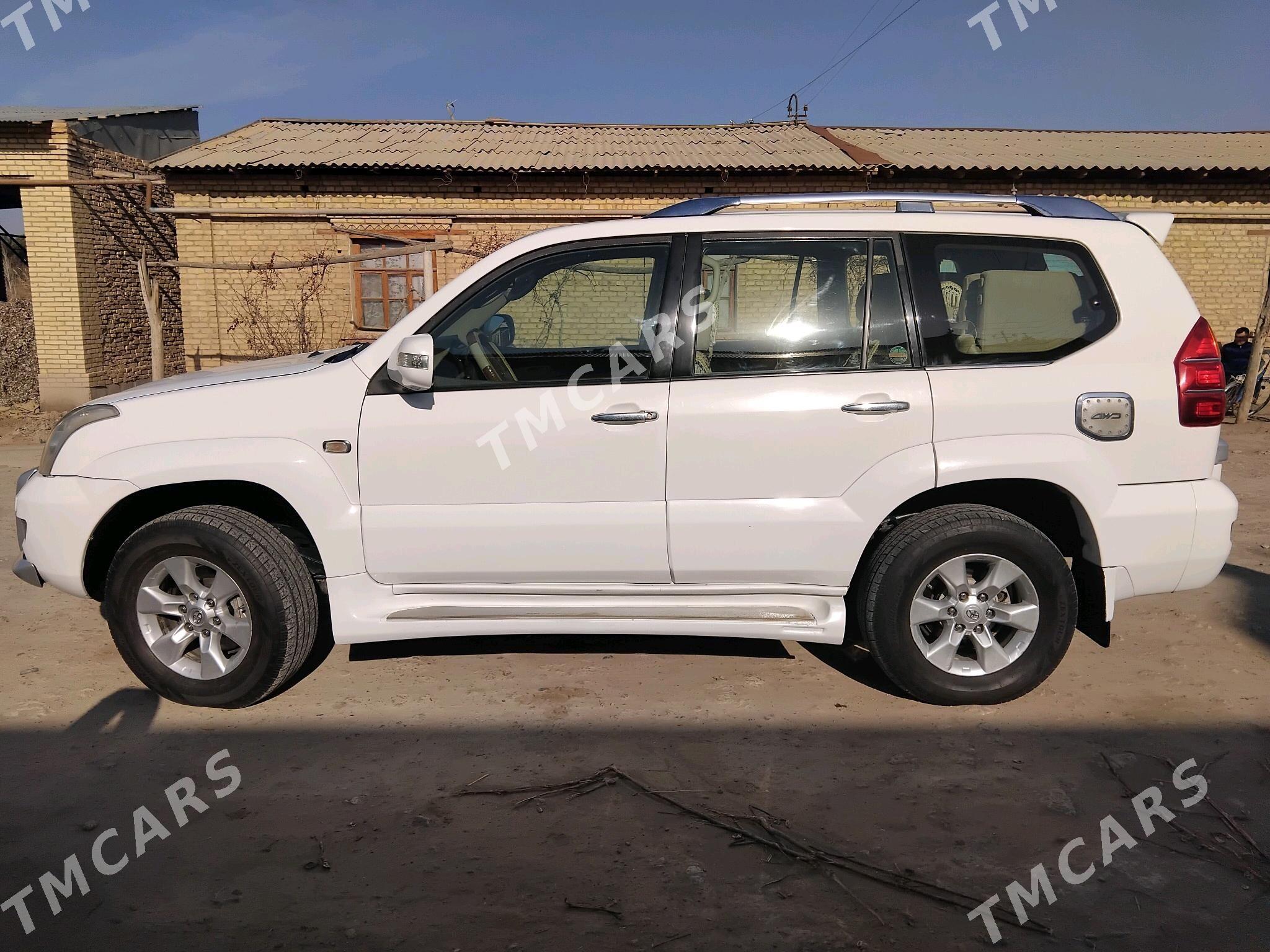 Toyota Land Cruiser Prado 2005 - 280 000 TMT - Дянев - img 7