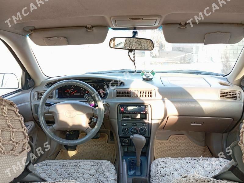 Toyota Camry 2001 - 135 000 TMT - Köneürgenç - img 5