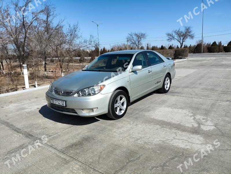 Toyota Camry 2004 - 128 000 TMT - Дашогуз - img 5