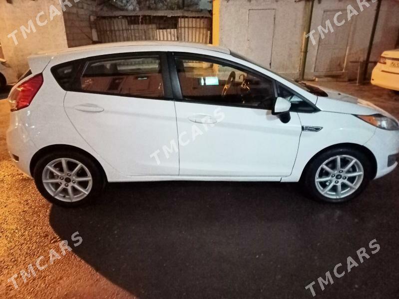 Ford Fiesta 2019 - 130 000 TMT - Aşgabat - img 3