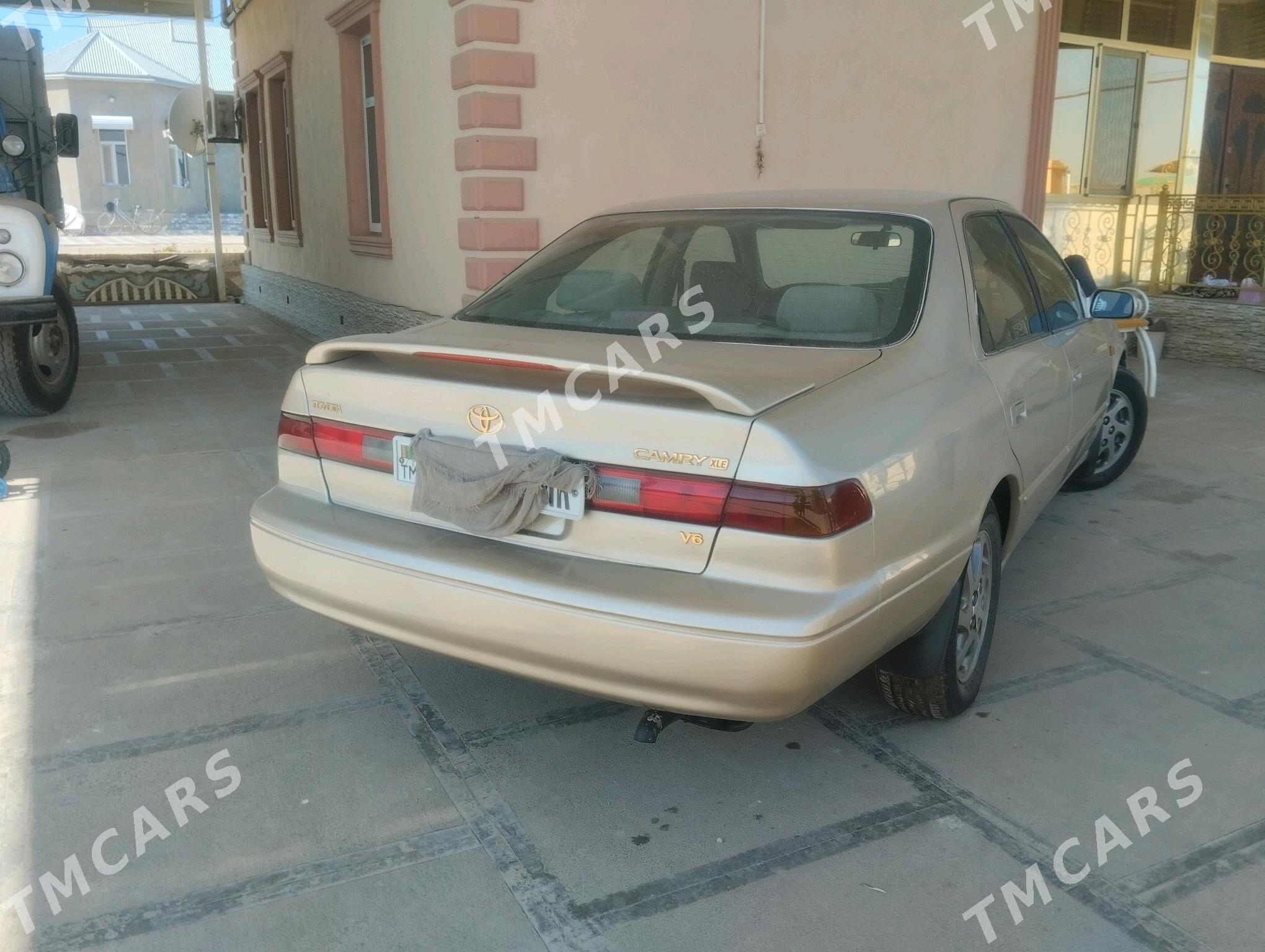 Toyota Camry 1999 - 118 000 TMT - Мары - img 7