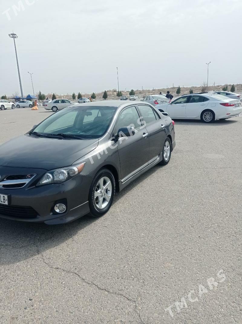 Toyota Corolla 2013 - 140 000 TMT - Туркменабат - img 4