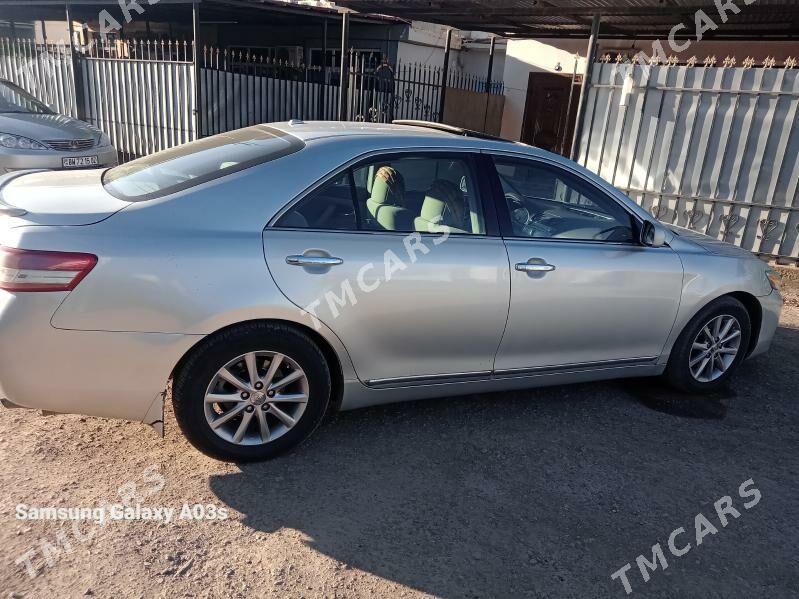 Toyota Camry 2011 - 175 000 TMT - Дашогуз - img 4