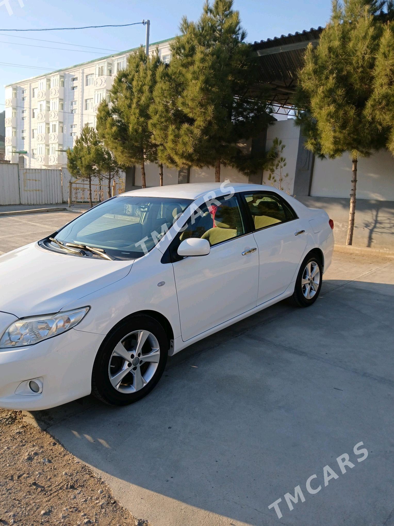 Toyota Corolla 2010 - 150 000 TMT - Туркменбаши - img 2