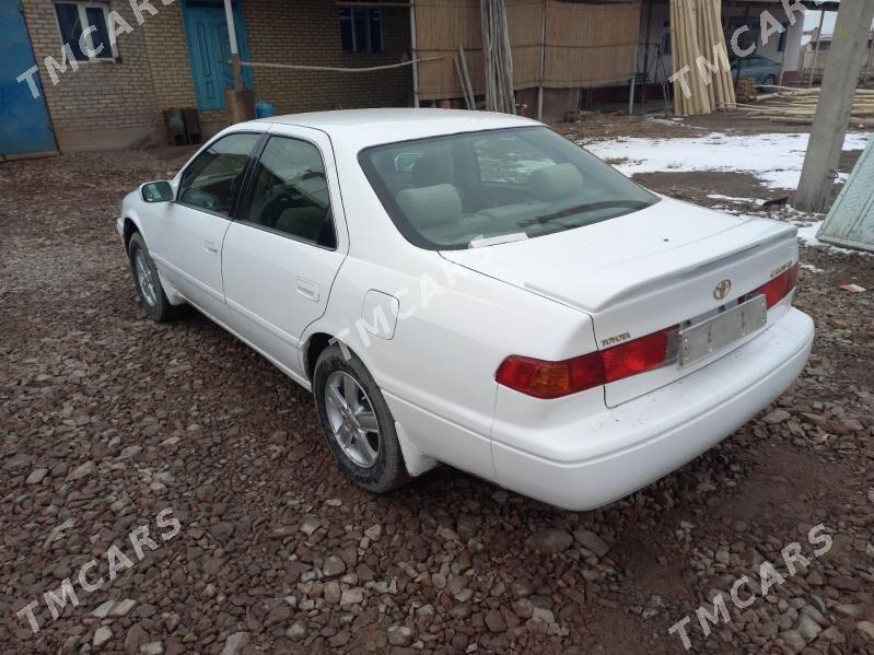 Toyota Camry 2000 - 130 000 TMT - Köneürgenç - img 3